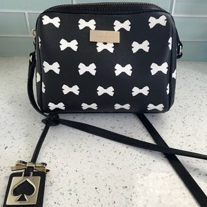 Kate Spade Bows Brightwater Drive LooLoo Crossbod